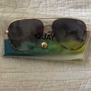 Quay sunglasses large
